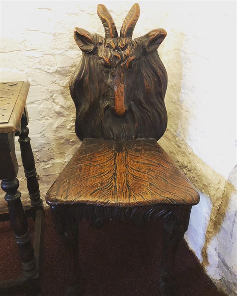 The Witchcraft Swivel Chair: A Symbol of Empowerment for Modern Witches